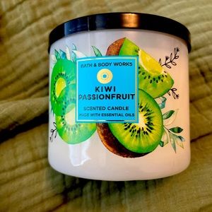 Lot of 6 Bath and Body Works 3 Wick Candles